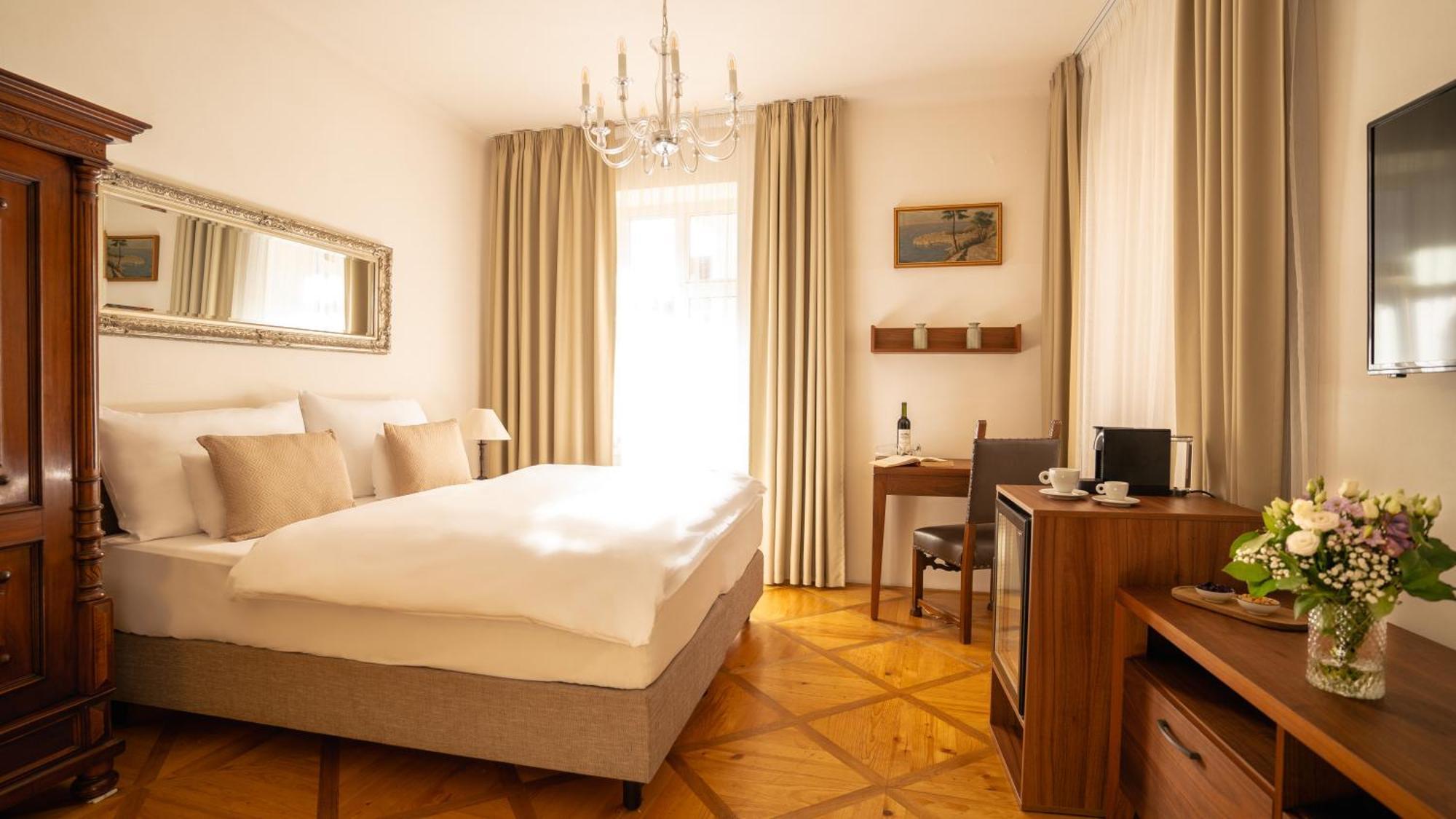 Golden Key Castle Hotel Prag